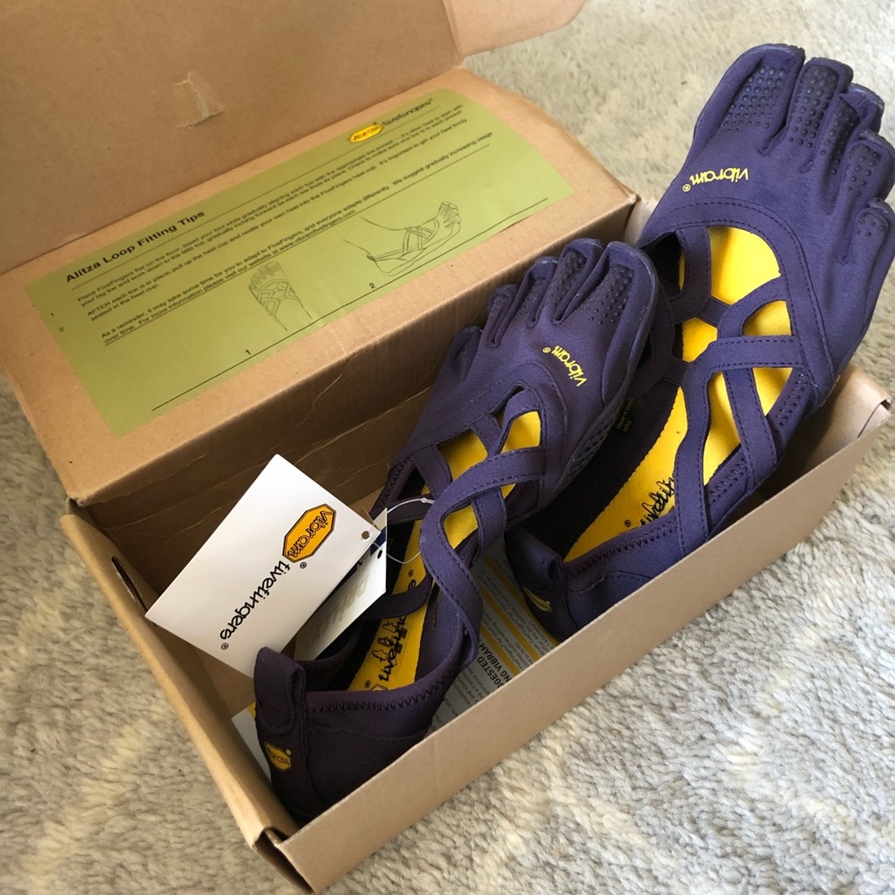 Vibram Fivefingers Alitza Loop Shoes in Nightshade